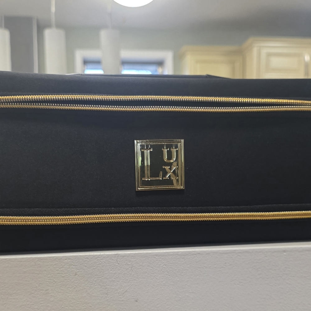 Lux Womens Hot Tool Bag Travel Carrier with Gold Accents